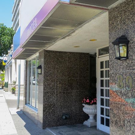 Hotel 89 Yorkville Toronto Exterior foto